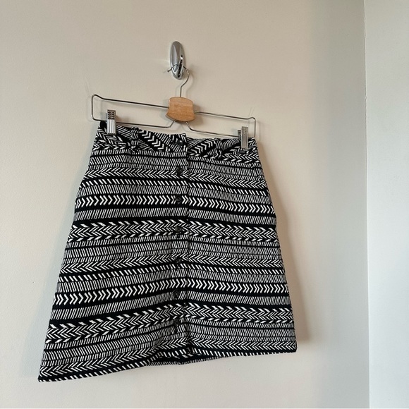 ANTHROPOLOGIE-MAEVE Feildnotes Button Front Mini Skirt (Size:2US) - Picture 5 of 8